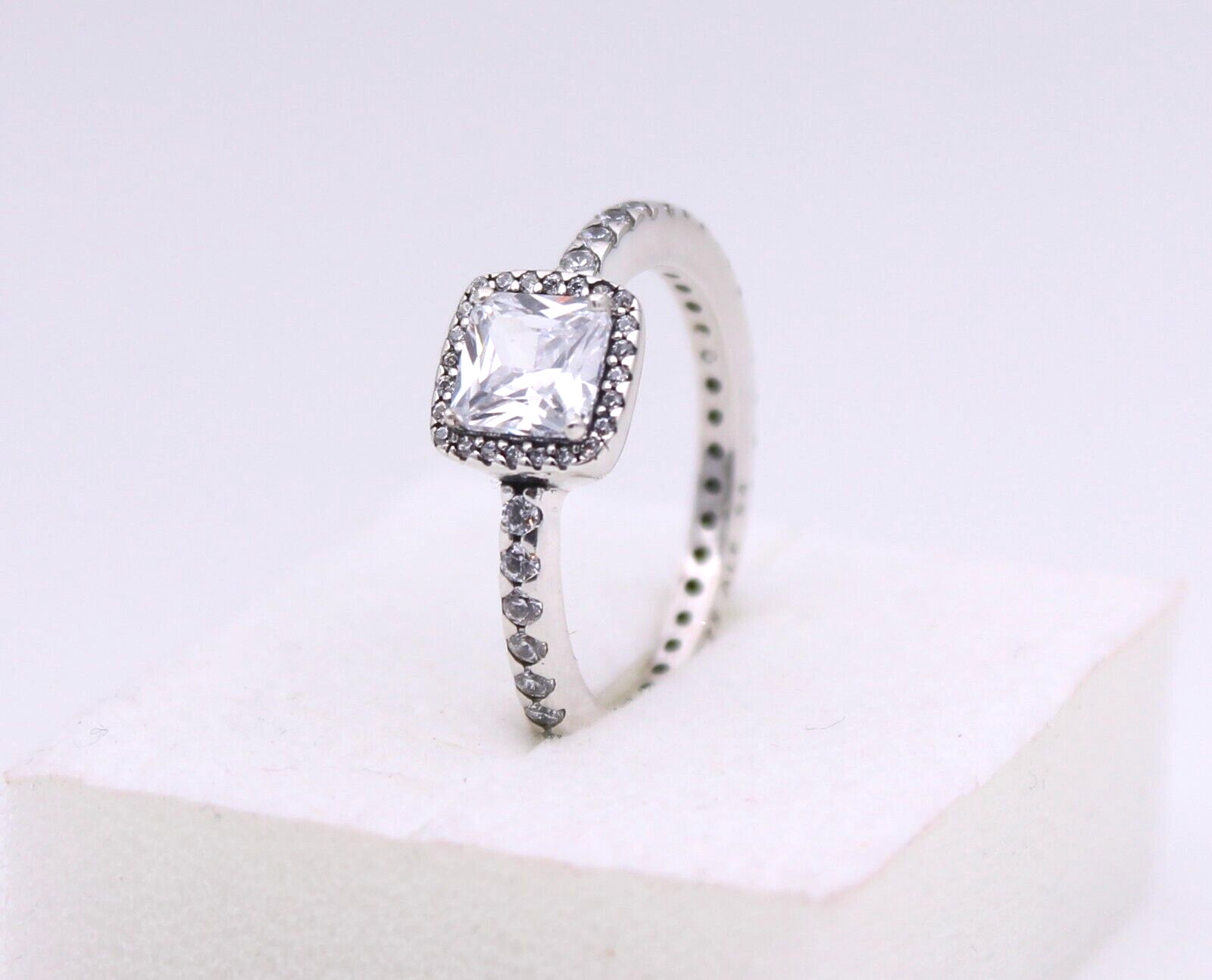 Anillos Aurelia